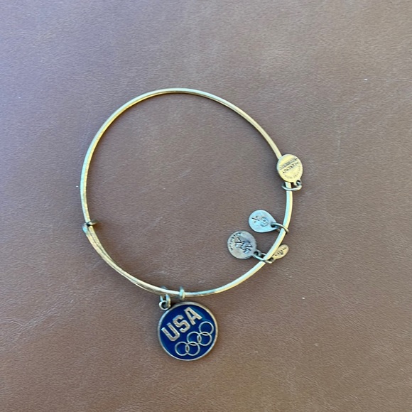 Alex and Ani Bracelete - Picture 1 of 2
